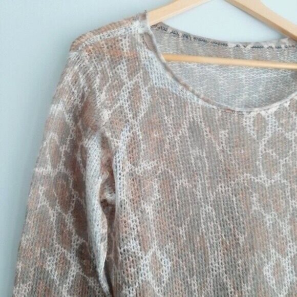 Made in Italy | Leopard Pattern Wool & Mohair Blend Light Top Sz M - Picture 6 of 13